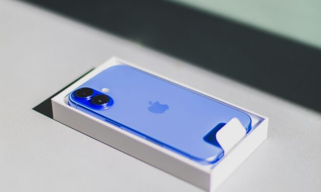 “iPhone 16: The Future of AI-Powered Smartphones”